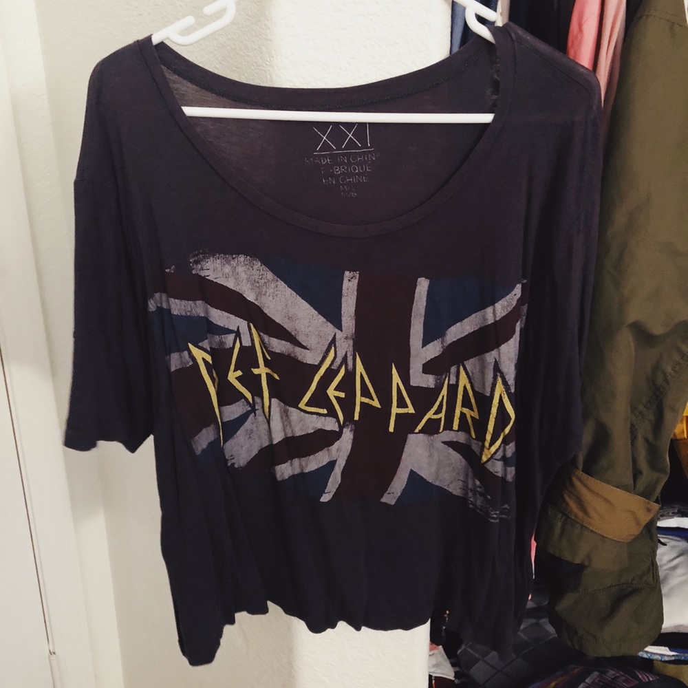 Def leppard cropped t shirt